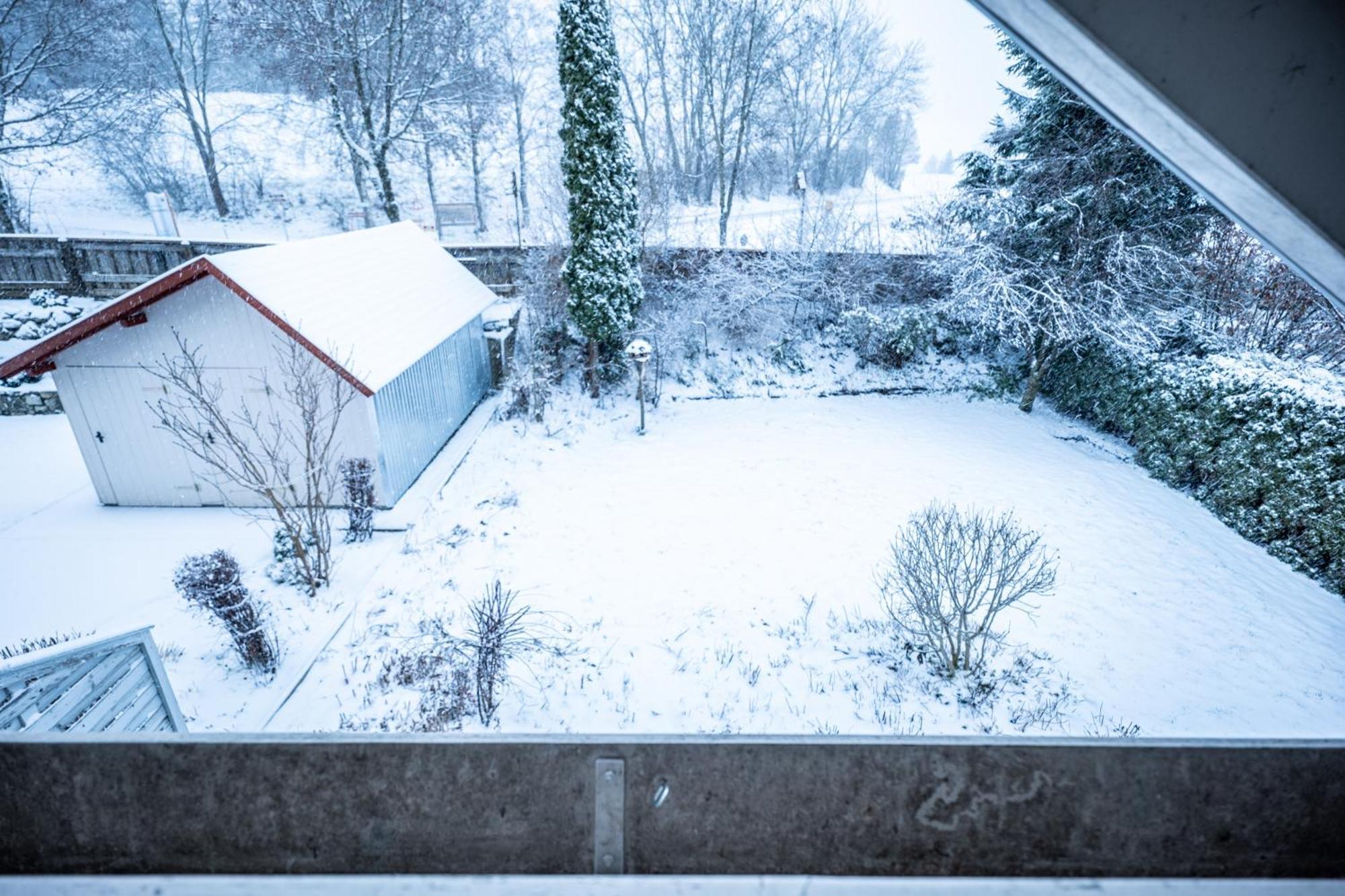 Kuschelige Ferienwohnung Mit Balkon & Free Wifi Buchenberg  エクステリア 写真